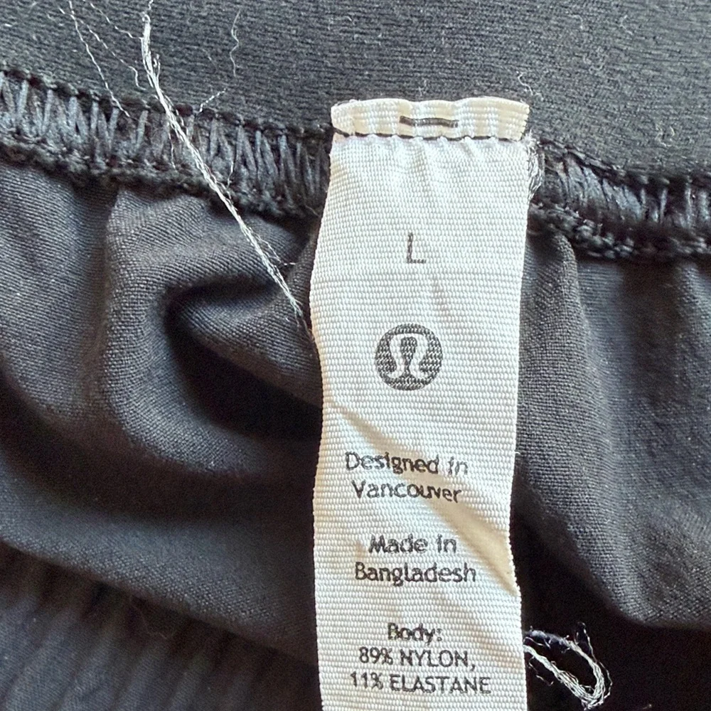 Lululemon Elegant Black Wide-Leg Women's Pants Size Large - Picture 5 of 7